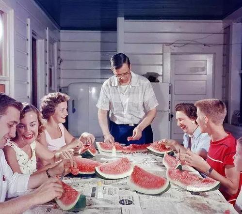 穿进年代吃瓜群众,见证时代变迁的趣味人生