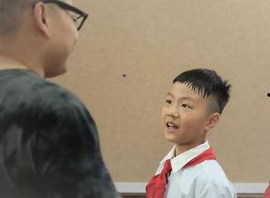 小阿星吃瓜群众,吃瓜群众的趣味生活